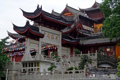​金陵古刹鸡鸣寺：穿越千年的佛韵与浪漫