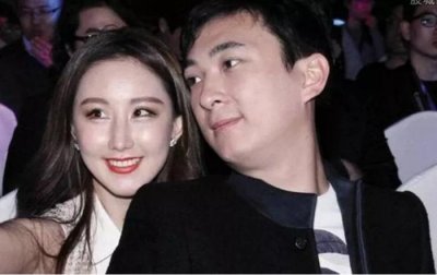 ​王思聪12任女友个个漂亮，唯有她穿过透明装，让人眼都看直了