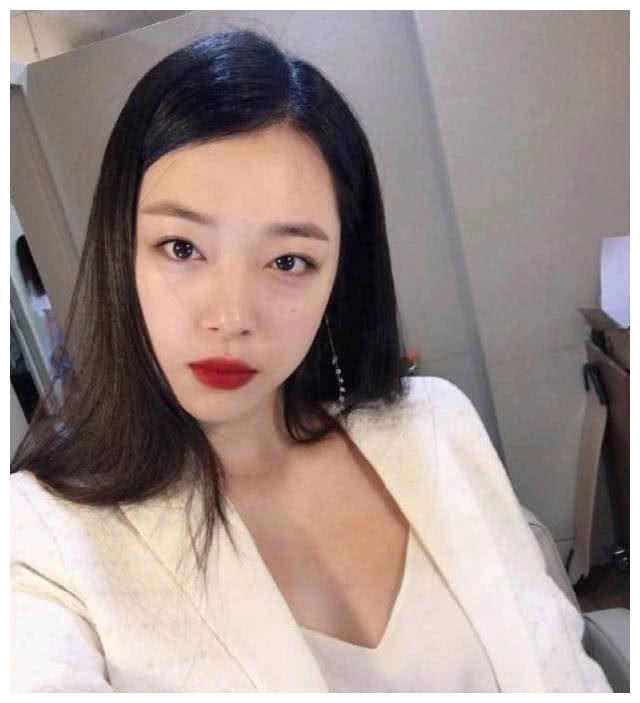 崔雪莉生前两段恋情回顾：一个是39岁音乐人，一个是36岁高管