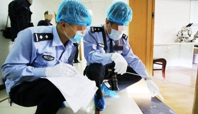 ​悲惨！湖北怀孕女教师不穿内衣家访，被家长拖进地下室侵犯