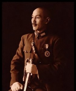 ​村民意外挖到“萝卜头”，村干部惊吓急忙报警，引出一段伟大历史