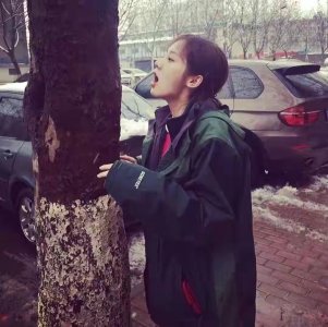 ​网红鼻祖夏夏自爆过往医美史，美白溶脂算小手术，还曾花30万换血