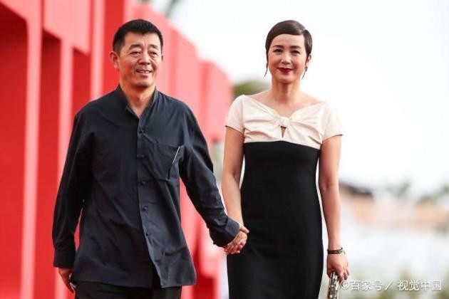 蒋雯丽屡遭丈夫顾长卫背叛（不离婚才是对他最大的报复）