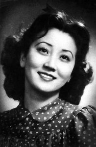 ​1947年传奇再现，蒋英上海演唱会绝美照片震撼曝光