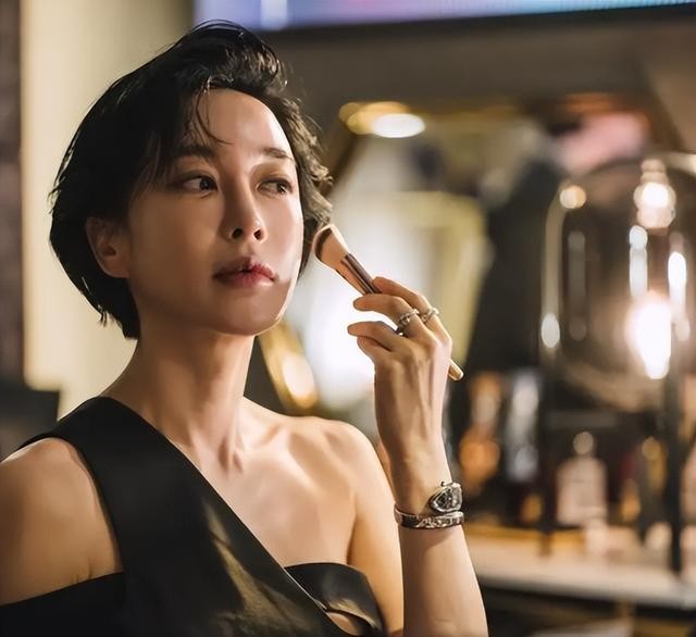 裴斗娜王珞丹太美了（70后韩大妈真是嫩出水）