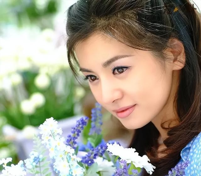 裴斗娜王珞丹太美了（70后韩大妈真是嫩出水）