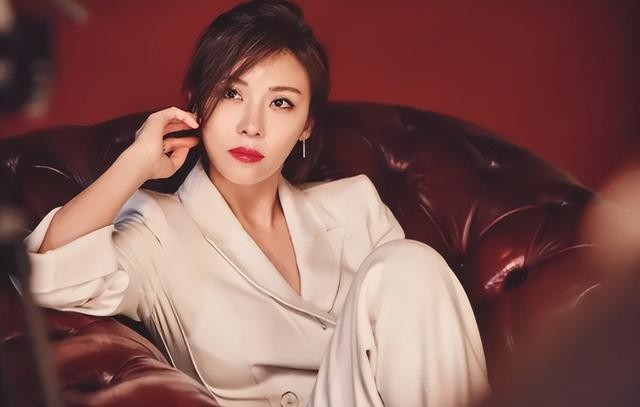 裴斗娜王珞丹太美了（70后韩大妈真是嫩出水）