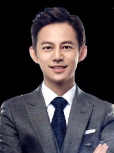 ​何炅个人资料简介及家世，芒果台一哥，稳居C位，成功密码全靠它