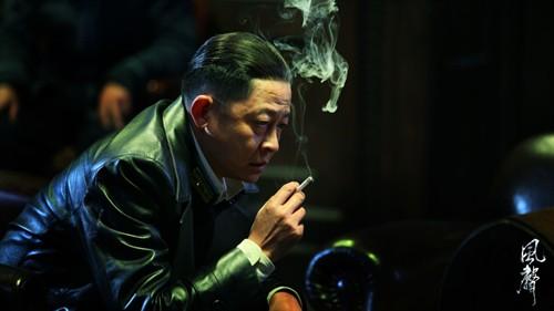 王志文的个人资料简介 回顾王志文30年精彩作品，是谁的青春流逝？