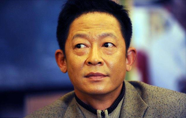 王志文的个人资料简介 回顾王志文30年精彩作品，是谁的青春流逝？