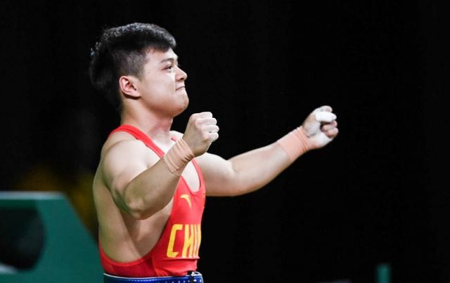 龙清泉老婆是谁（举重神童龙清泉介绍）