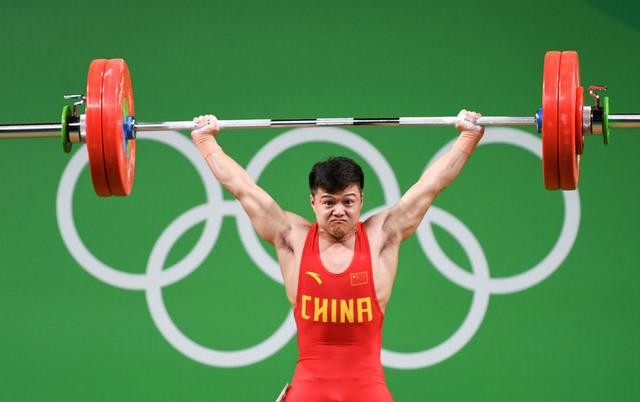 龙清泉老婆是谁（举重神童龙清泉介绍）