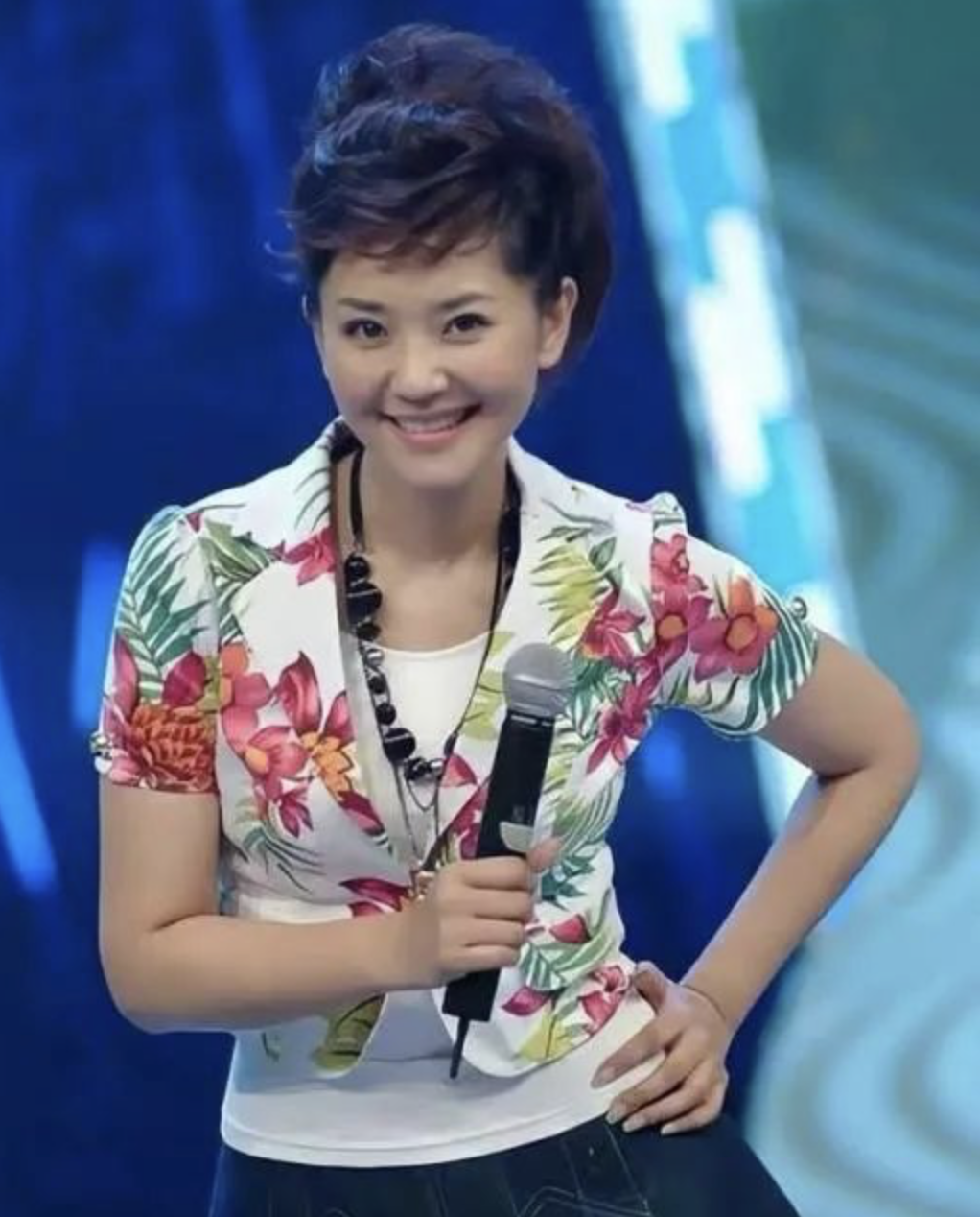 央视主持人方琼个人资料（主持人方琼的励志人生）