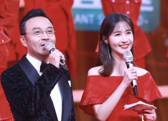 何炅谢娜海涛综艺节目（为何炅解围给海涛救场）(20)