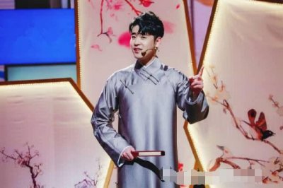 ​张云雷事件坠楼后首次上台（张云雷坠楼是自杀）