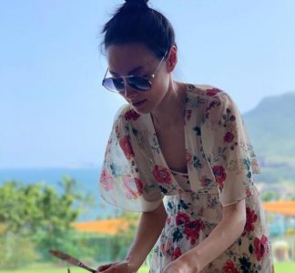 ​梁洛施双胞胎照片（梁洛施为双胞胎庆生）