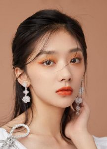 ​王影璐个人资料写真作品