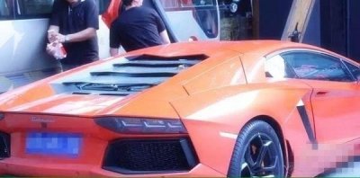 ​“国民老公”王思聪座驾鉴赏，三台豪车价值超千万