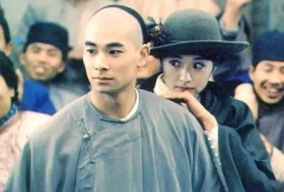 ​22年前，赵文卓联手王晶拍犯罪片，因尺度大胆，删减15分钟才能播