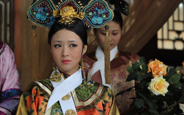 甄嬛传华妃第几集死的,《甄嬛传》的华妃小产是哪一集?图4