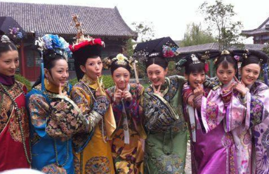 甄嬛传华妃第几集死的,《甄嬛传》的华妃小产是哪一集?图3