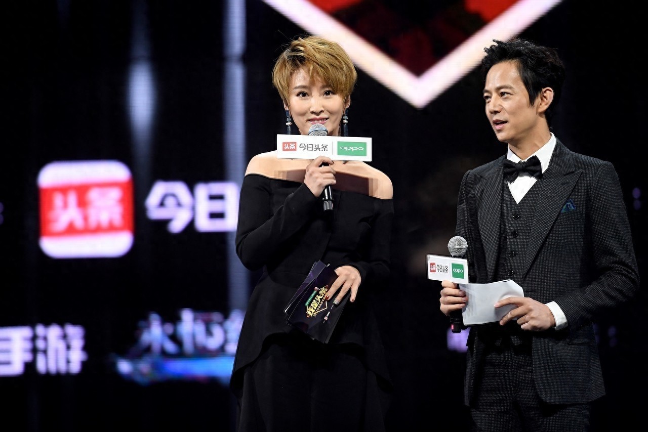 谢楠除了是吴京的妻子，还有一个身份是主持人