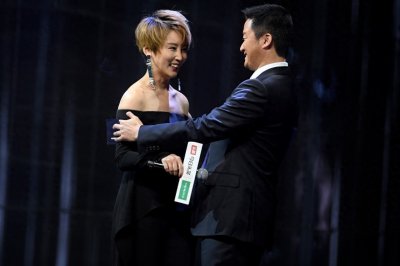 ​谢楠除了是吴京的妻子，还有一个身份是主持人