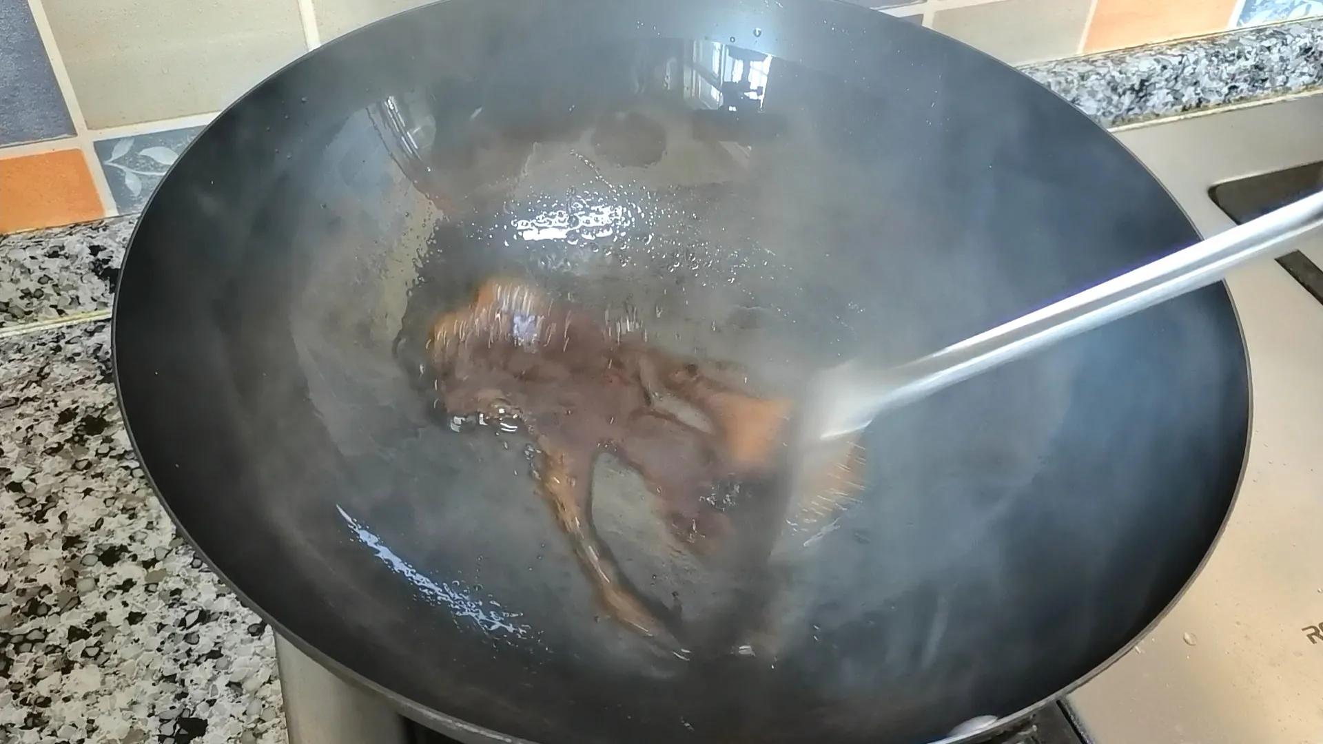 红烧芋头怎么做（好吃到流口水的红烧芋头烹饪教程）