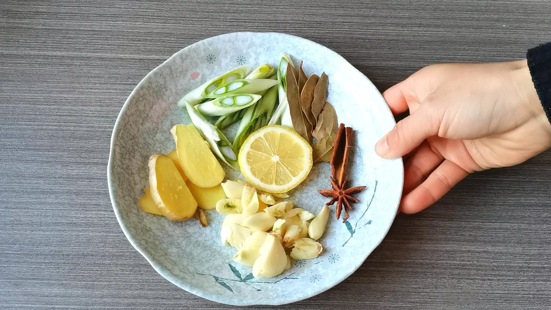 红烧芋头怎么做（好吃到流口水的红烧芋头烹饪教程）