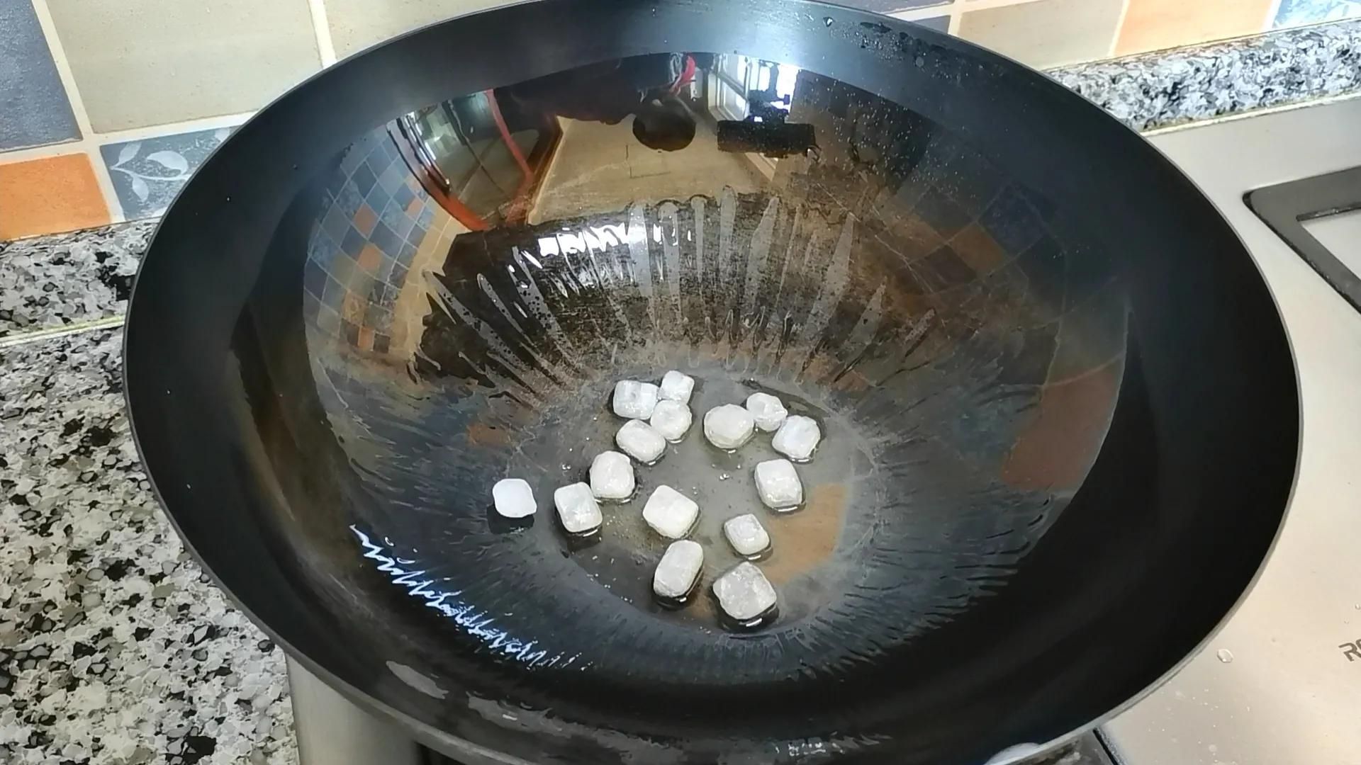 红烧芋头怎么做（好吃到流口水的红烧芋头烹饪教程）