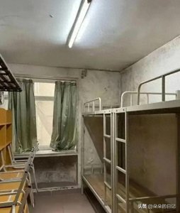 ​暨南大学的宿舍霉菌遍布，让学生们自己克服困难，宿舍照片曝光