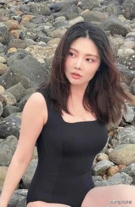 ​徐冬冬简历，大嫂仅是一个角色