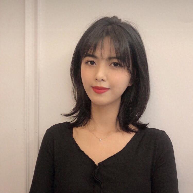 红遍全网的辛芷蕾发型到底长什么样?