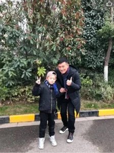 ​刘晓洁幸福满溢！丈夫儿子惊喜庆生，温馨视频曝光引全网羡慕