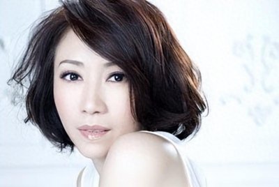 ​琼瑶歌后李翊君：不顾劝阻嫁大17岁丈夫，如今的她生活怎样