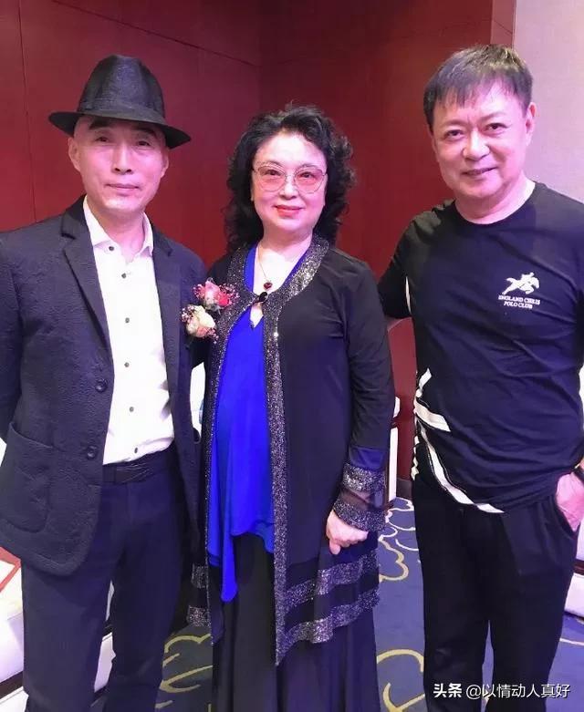 迟志强曾帮了刘晓庆大忙，为何会犯流氓罪？唱的《钞票》意义重大