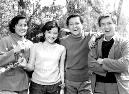 迟志强曾帮了刘晓庆大忙，为何会犯流氓罪？唱的《钞票》意义重大