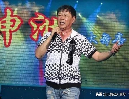 迟志强曾帮了刘晓庆大忙，为何会犯流氓罪？唱的《钞票》意义重大