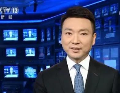 康辉和谢娜的节目（48岁国脸康辉）(8)