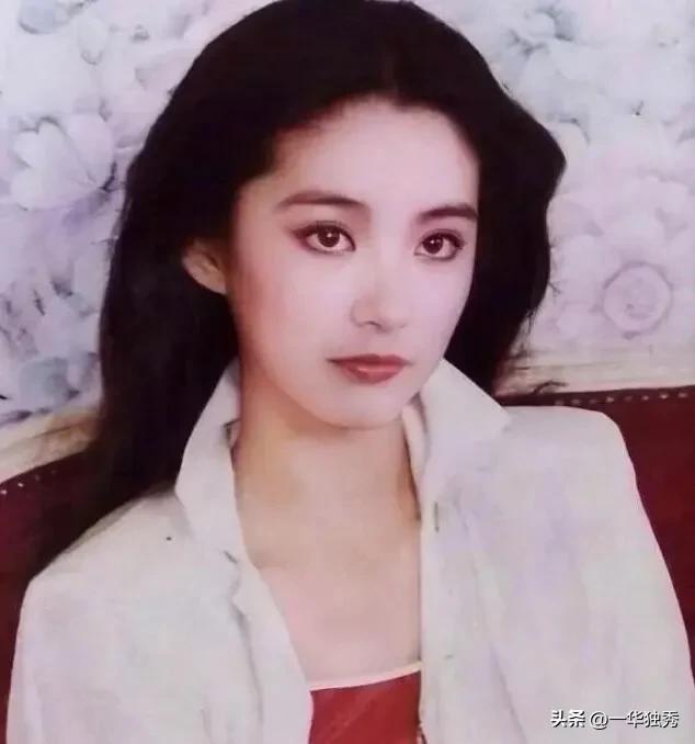 林青霞个人资料（68岁林青霞一天三上热搜）