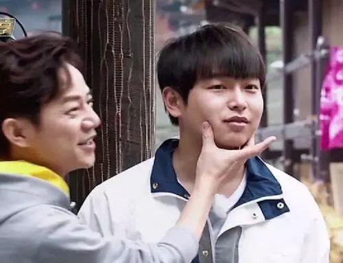 看上去有点“傻”的彭昱畅，为什么会成为综艺宠儿？