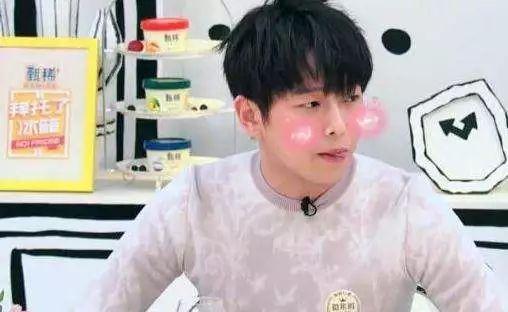 看上去有点“傻”的彭昱畅，为什么会成为综艺宠儿？