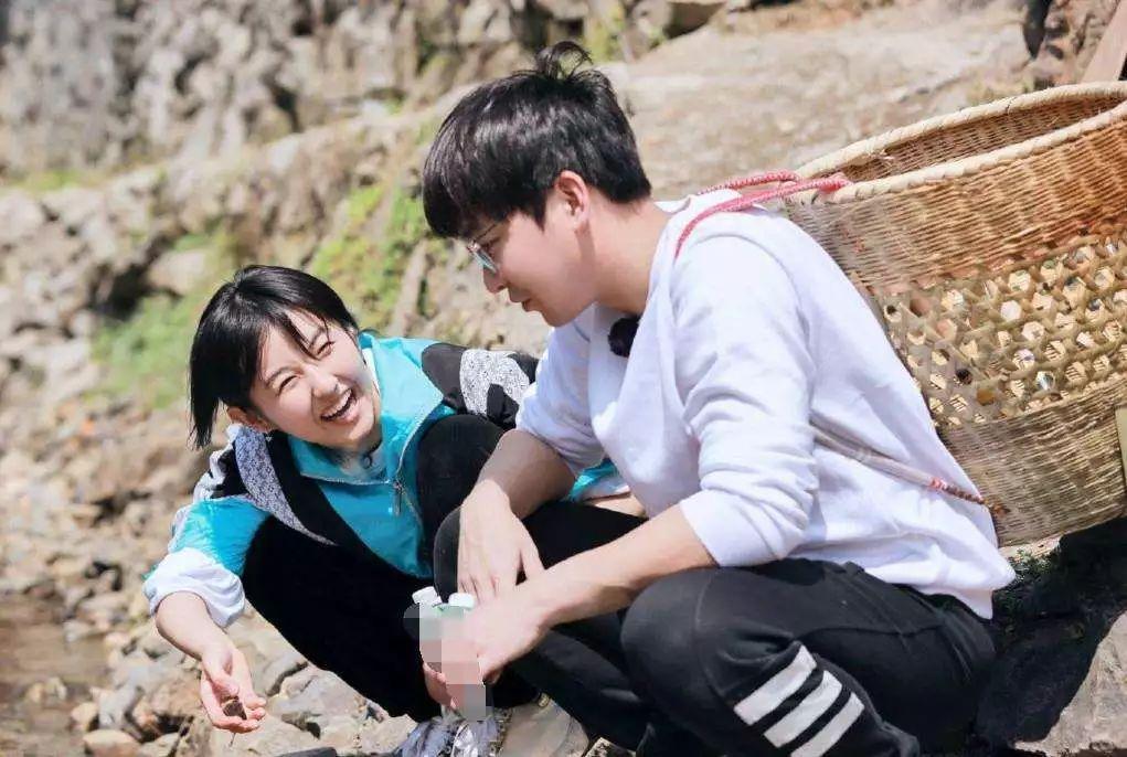 看上去有点“傻”的彭昱畅，为什么会成为综艺宠儿？