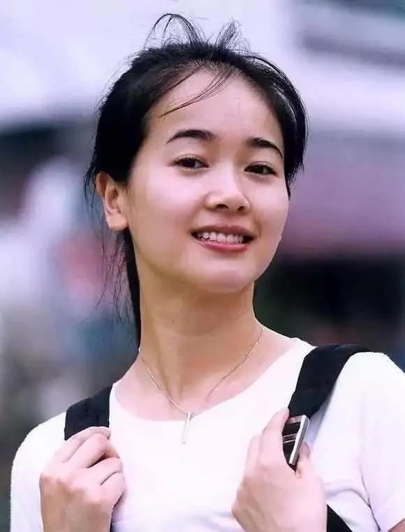 姜文第一任老婆左小青（终嫁大20岁富商获幸福）