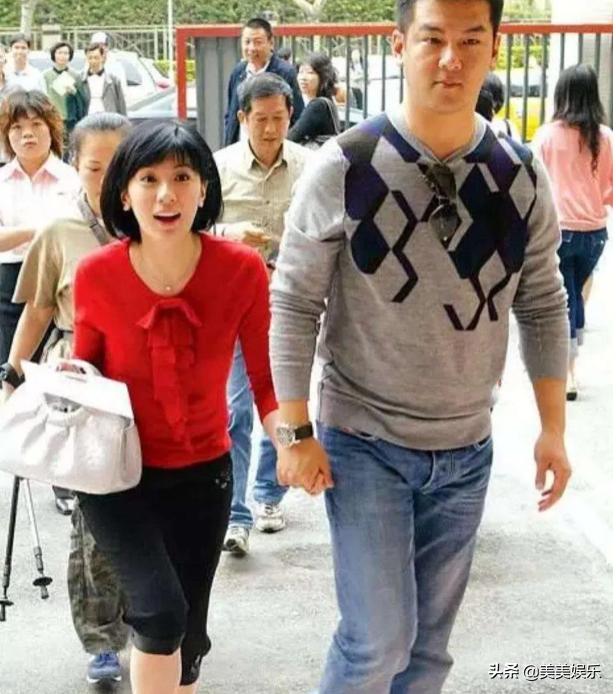 贾静雯自曝感情遭遇(闪婚富二代被多次出轨家暴)(4)