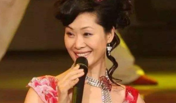 于文华个人资料简介 凭借前夫制作的纤夫的爱爆红