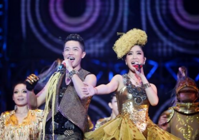 ​凤凰传奇是不是两口子？他们的“清醒”，打脸了多少因分账不均，反目成仇的组