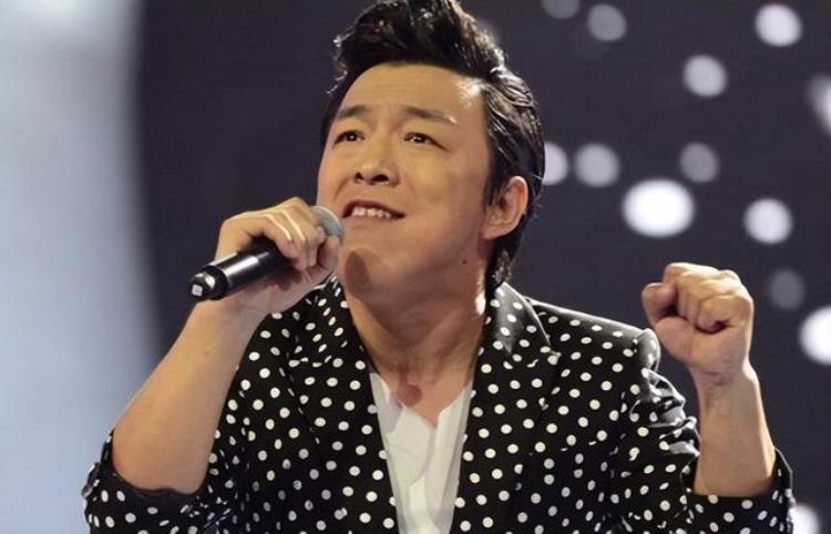 黄渤苦追她13年成名后不离不弃如今45岁被宠成小公主