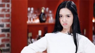 ​女朋友生气了，她想要我抱抱，我该怎么办？