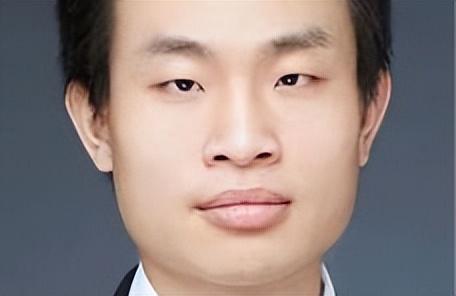 李嘉诚豪宅到底多大（李嘉诚豪宅几十年不换）(10)